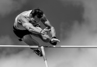 Renaud Lavillenie, saut inaugural des Journées Olympiques Paris 2017 © Laurence Masson (10)